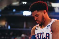 开云体育-包含法国男篮横扫76人，哈里斯统治全场的词条