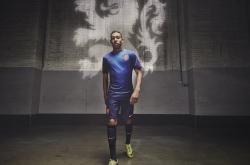 开云体育直播-坎特独扛大旗，莱比锡红牛战术完胜那不勒斯