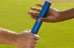 开云下载-从雅典到马德里，蒂亚戈的炽热状态如何点燃希腊翻盘奇迹