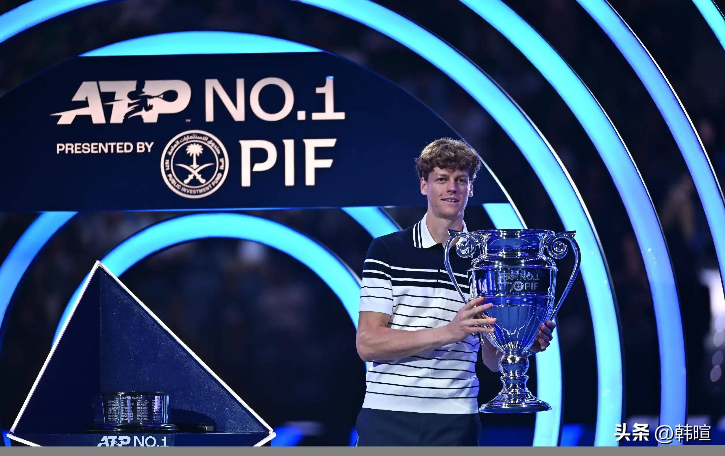 关于年终总决赛碾压法网,兹维列夫带队取胜的信息 关于年终总决赛碾压法网,兹维列夫带队取胜的信息