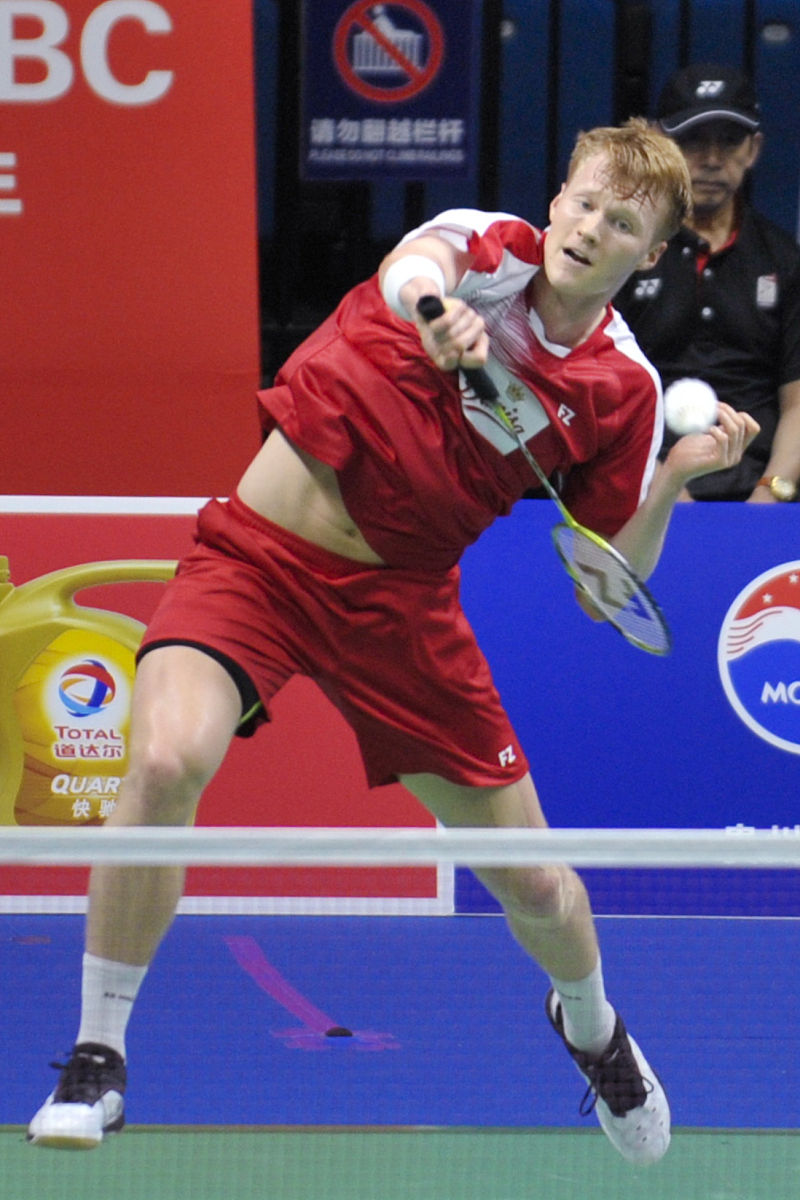 丹麦队险胜日本队，安赛龙关键制胜