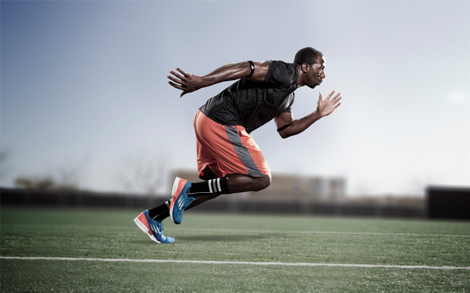 阿拉巴式爆发！尤文铁卫一锤定音，争冠关键战险胜佛罗伦萨