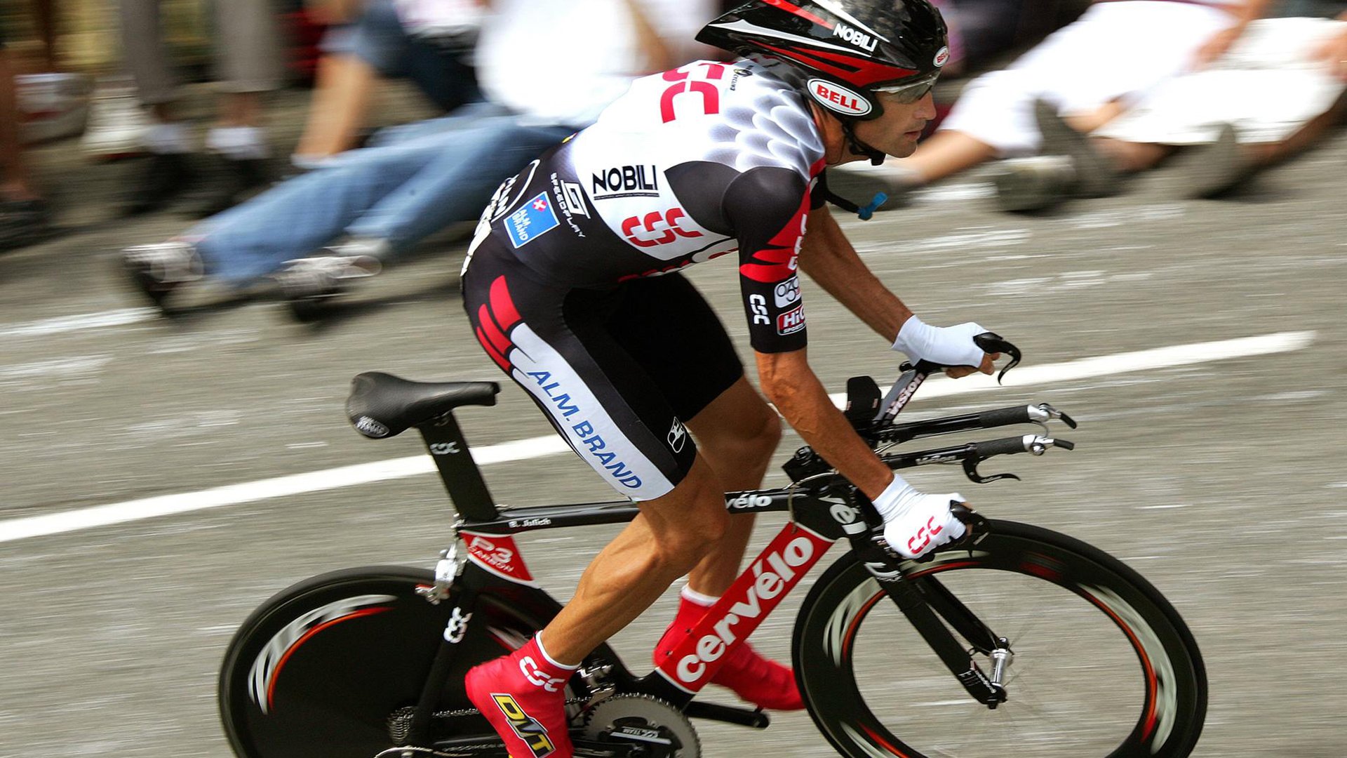 冰与火的碰撞，冰岛冲垮埃及，奥运周期关键战的战术启示