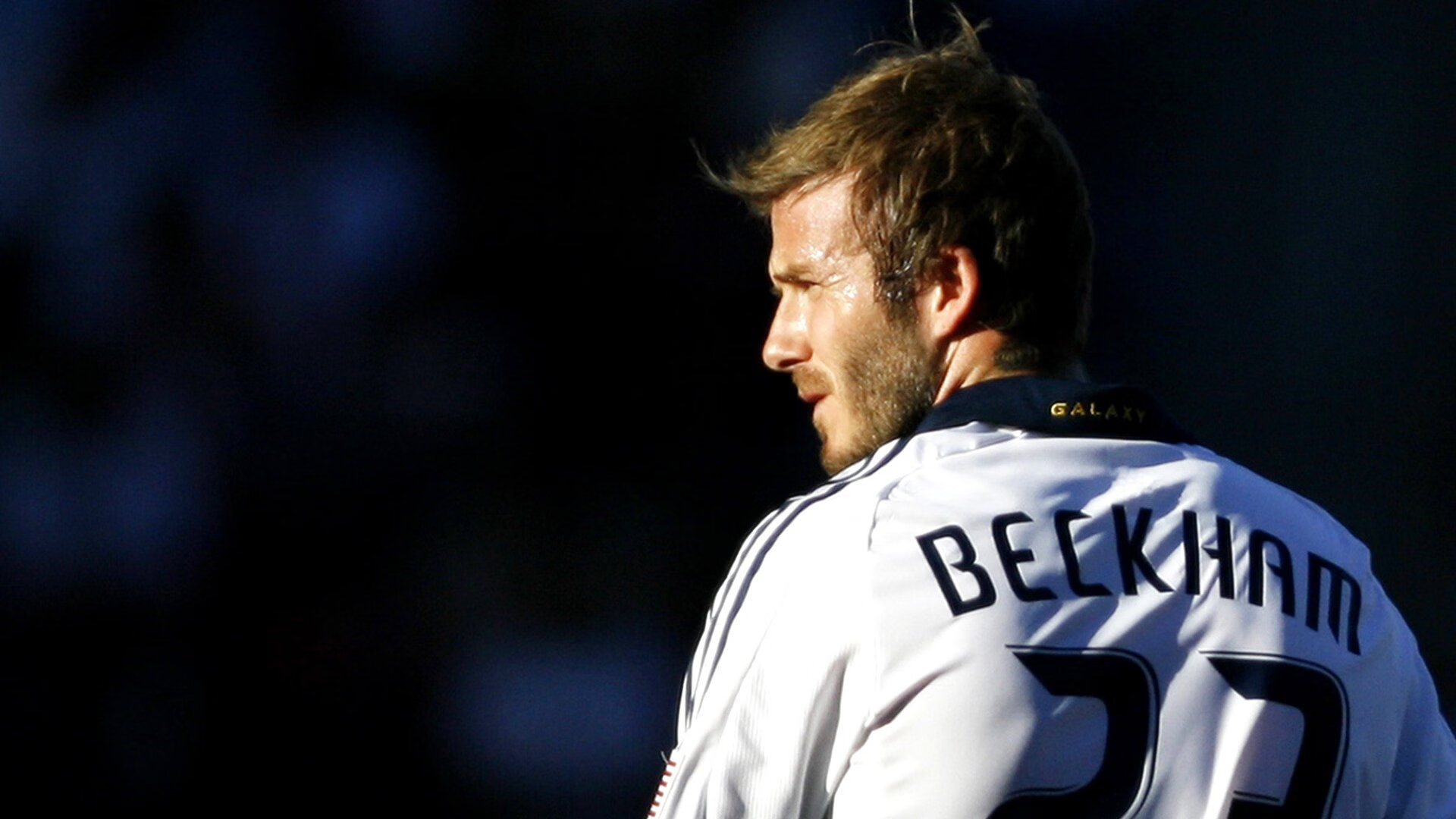 瑞士横扫日本，加维高光表现，一场战术与天赋的完美交响